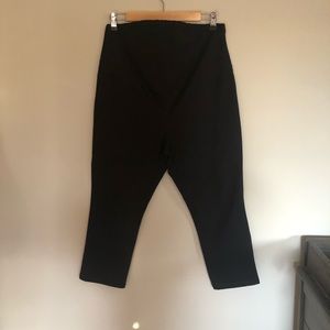 Old Navy Maternity Crops